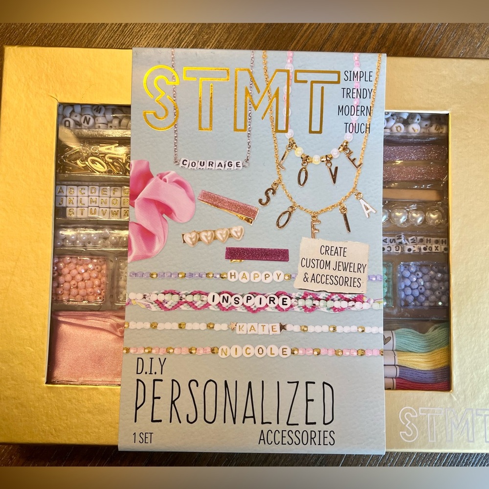 STMT DIY Personalized Accessories Set NIB